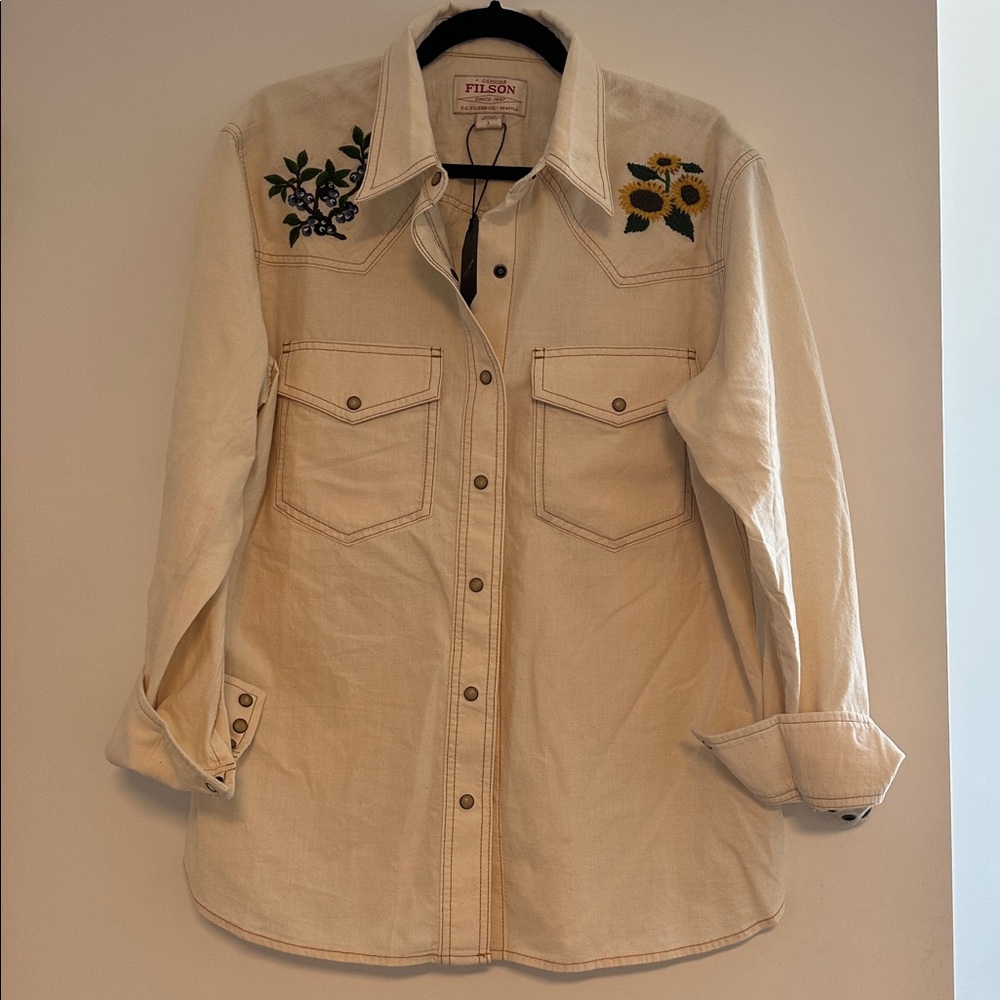 Filson Women's Cream Western Embroidered Shirt NWT Large
